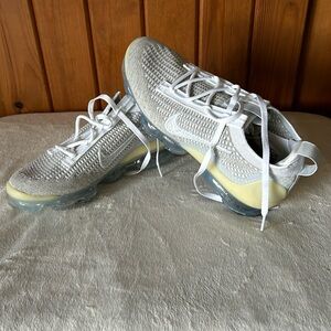 Nike Air Vapormax 2021 FK WMNS Size 7.5 US WMNS SKU DC4112-100